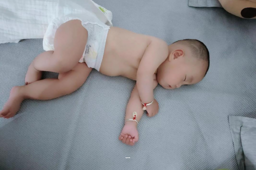 潜江宝宝大便干拉不出来